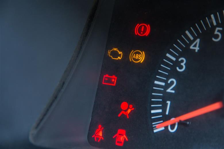 Check-Engine-Light-On?-Here’s-What-It-Means-(And-When-to-Worry)-1-image